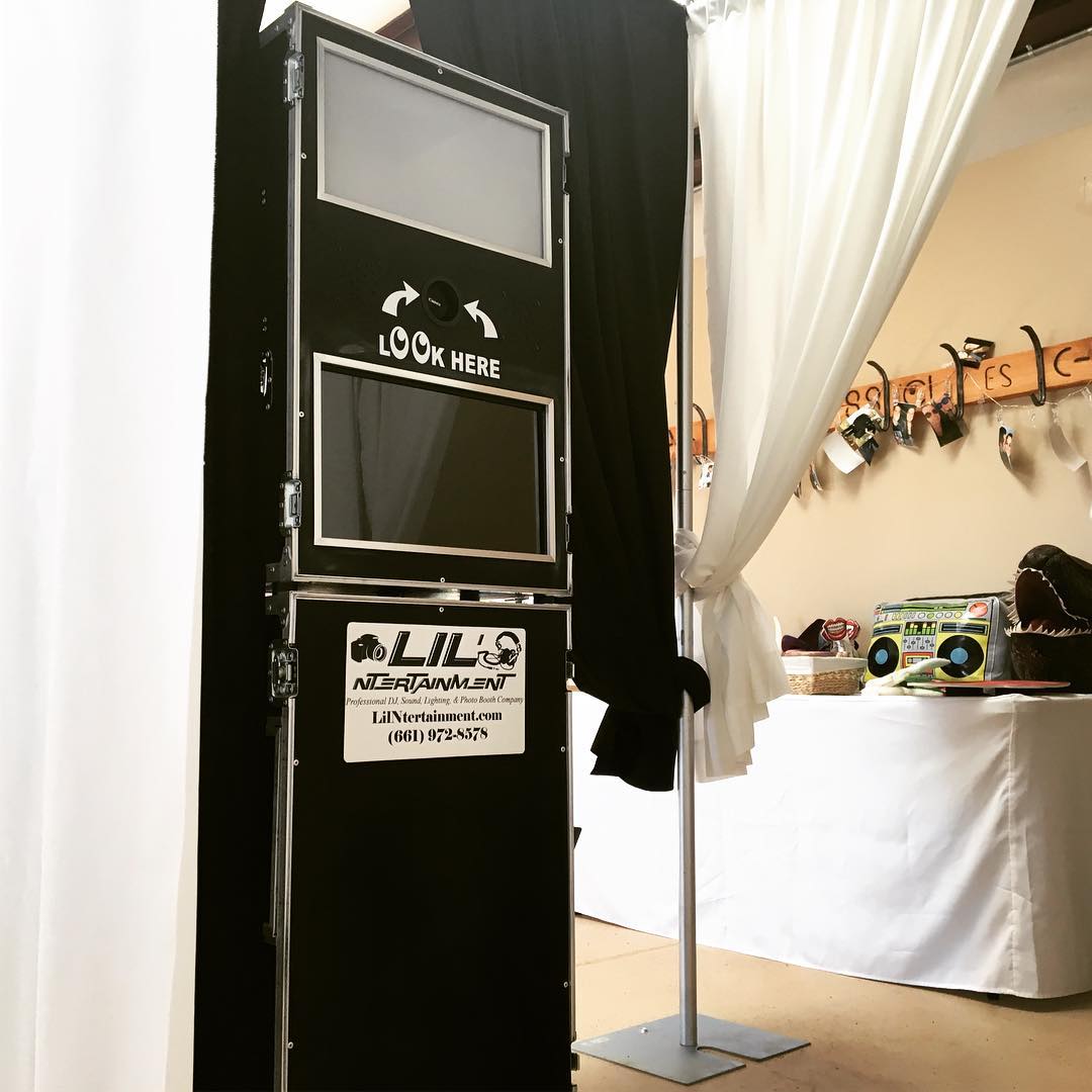 Photo Booth Rentals in Lancaster CA Little Ntertainment